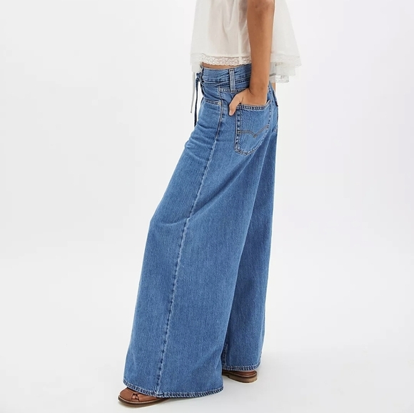 Levi's XL Superwide Jeans - Picture 2 of 8